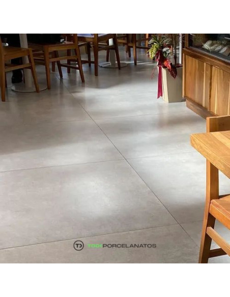 Liscio Light Grey Natural 80 X 80